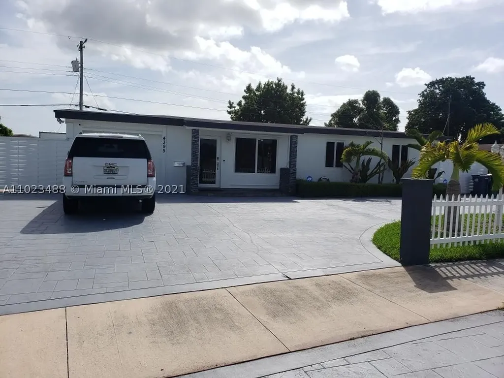 4395 SW 117th Avenue Miami FL 33175