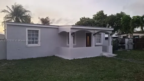 5020 SW 101st Avenue Miami FL 33165