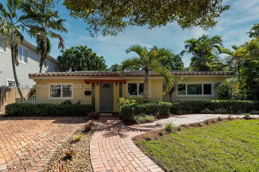 4217 Anne Court Miami FL 33133