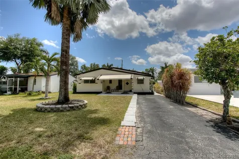 3236 Garfield Street Hollywood FL 33021