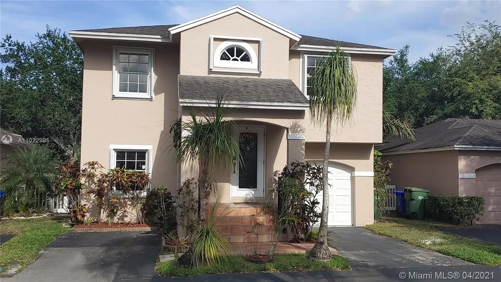 11818 NW 13th Street Pembroke Pines FL 33026