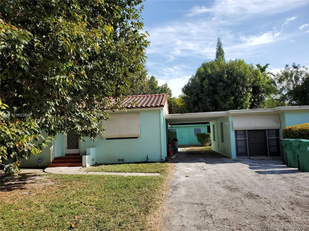 4678 SW 11th Street Coral Gables FL 33134