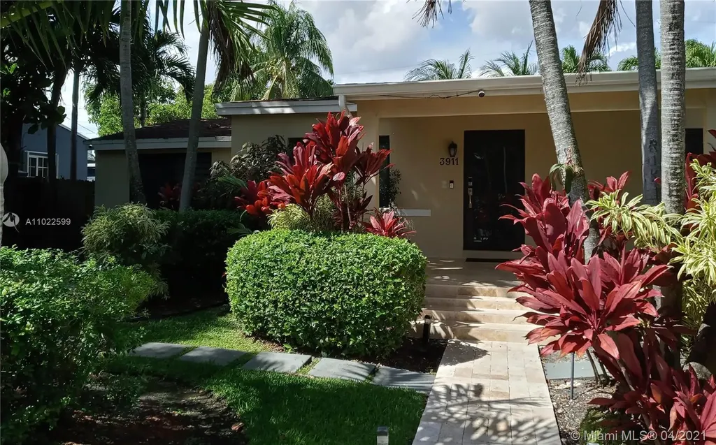 3911 NW 11th Street Miami FL 33126