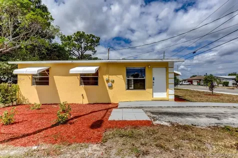 1301 W 28th Street Riviera Beach FL 33404
