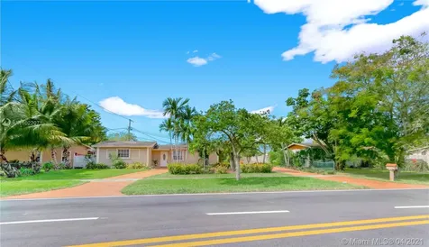 17020 NW 82nd Avenue Hialeah FL 33015