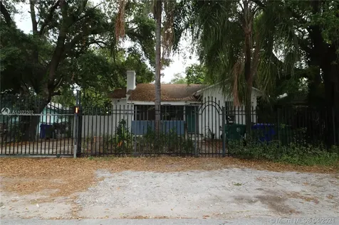 7521 NE 3rd Court Miami FL 33138