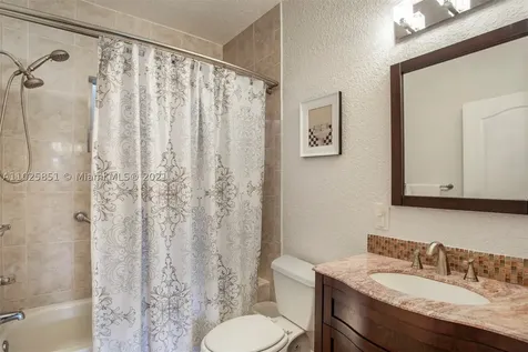 1928 SW 24th Terrace Miami FL 33145