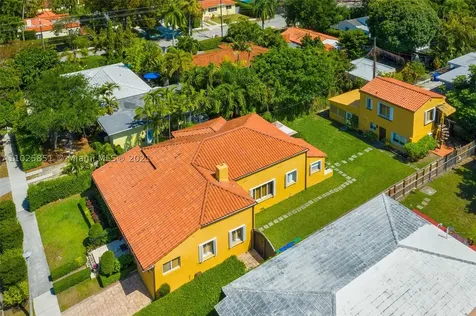 1928 SW 24th Terrace Miami FL 33145