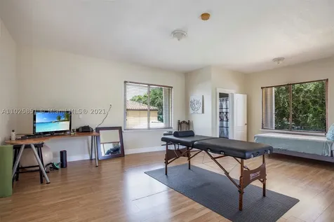 1928 SW 24th Terrace Miami FL 33145
