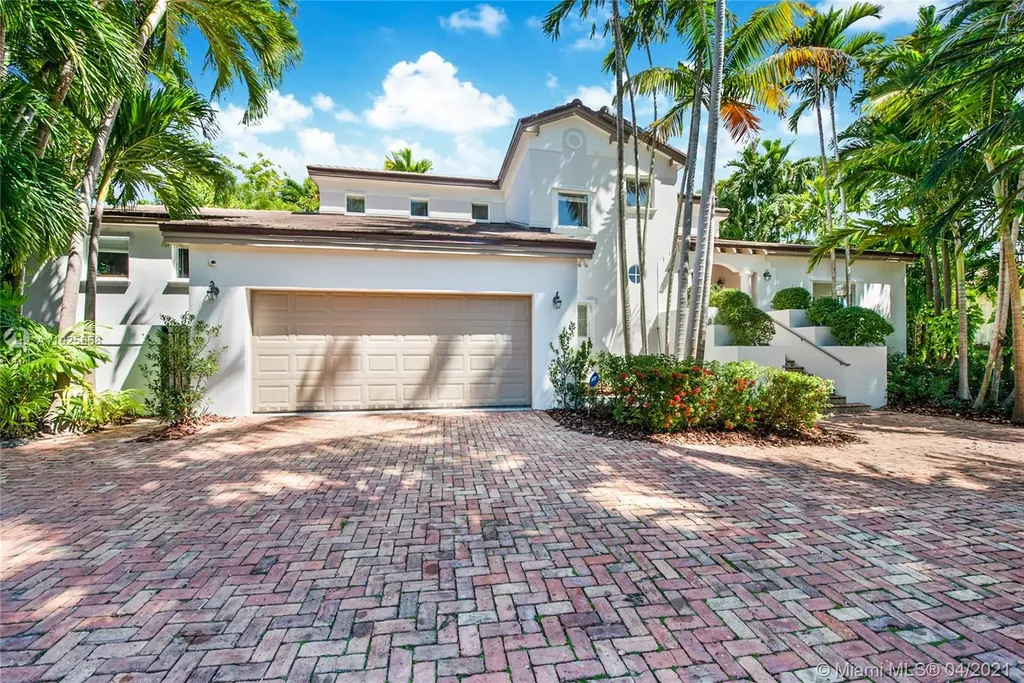 8305 SW 174th Terrace Palmetto Bay FL 33157