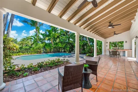 8305 SW 174th Terrace Palmetto Bay FL 33157
