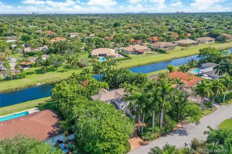 8305 SW 174th Terrace Palmetto Bay FL 33157