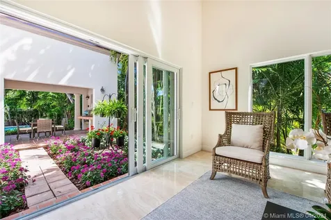 8305 SW 174th Terrace Palmetto Bay FL 33157