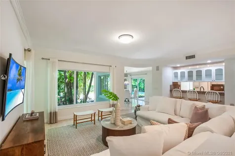 8305 SW 174th Terrace Palmetto Bay FL 33157