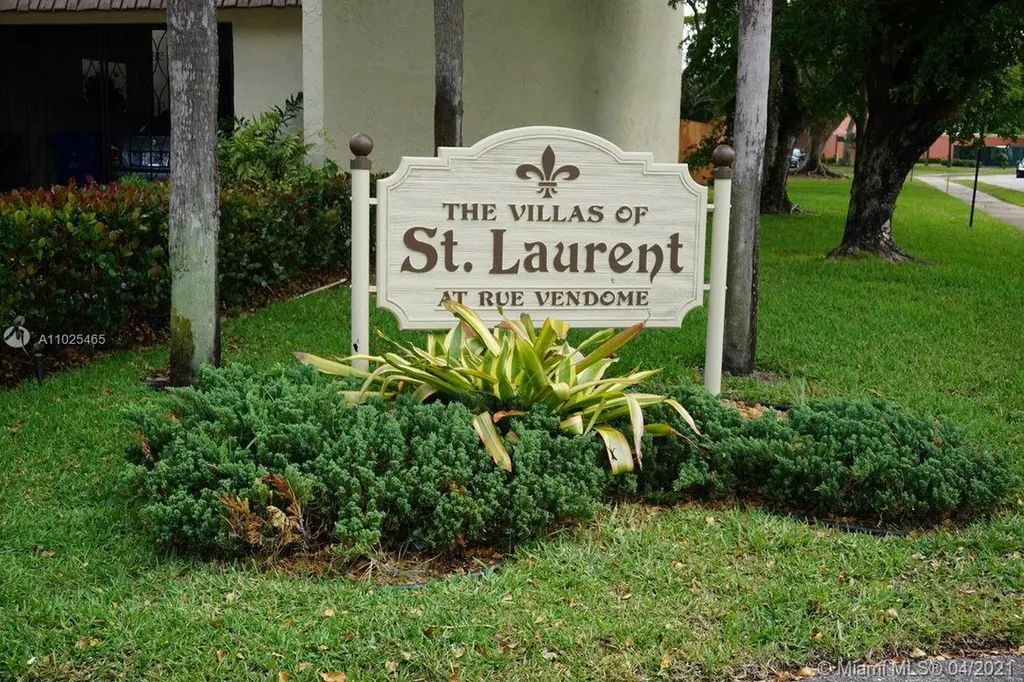 10200 Greenhouse Road Pembroke Pines FL 33026