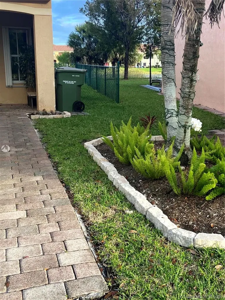 1675 SE 20th Road Homestead FL 33035