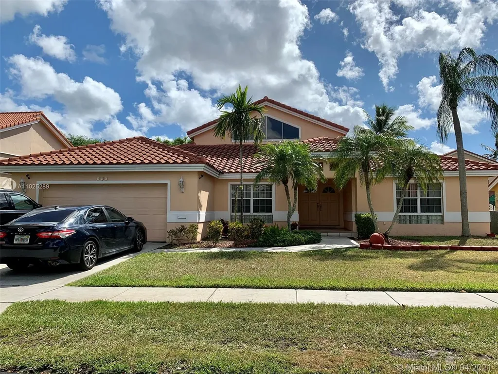 955 NW 202nd Terrace Pembroke Pines FL 33029