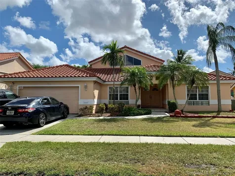 955 NW 202nd Terrace Pembroke Pines FL 33029