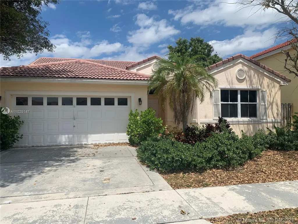 6595 Skipper Terrace Margate FL 33063