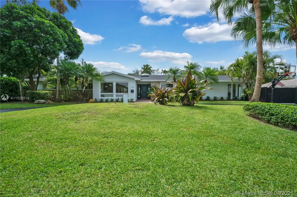 7320 SW 146th Terrace Palmetto Bay FL 33158