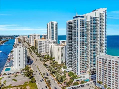 3101 S Ocean Drive Hollywood FL 33019