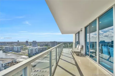 3101 S Ocean Drive Hollywood FL 33019