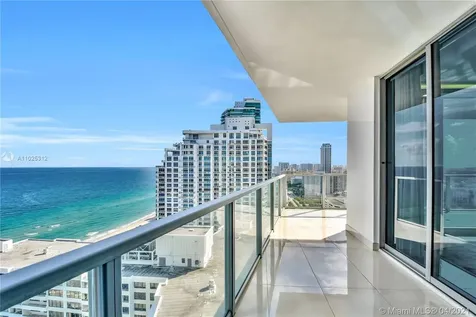 3101 S Ocean Drive Hollywood FL 33019