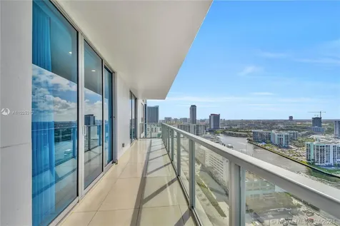 3101 S Ocean Drive Hollywood FL 33019