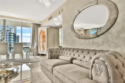 3101 S Ocean Drive Hollywood FL 33019