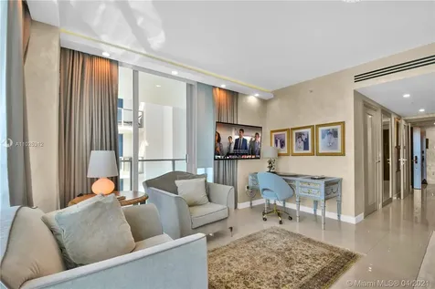 3101 S Ocean Drive Hollywood FL 33019