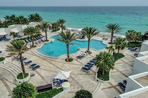 3101 S Ocean Drive Hollywood FL 33019