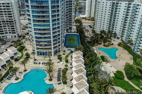 3101 S Ocean Drive Hollywood FL 33019