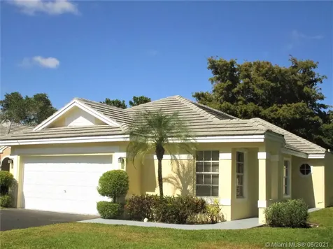 2972 Myrtle Oak Circle Davie FL 33328