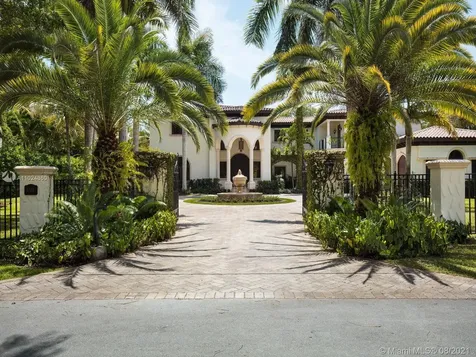 6706 SW 67th Street South Miami FL 33143