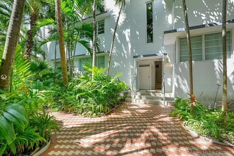 3917 N Meridian Avenue Miami Beach FL 33140