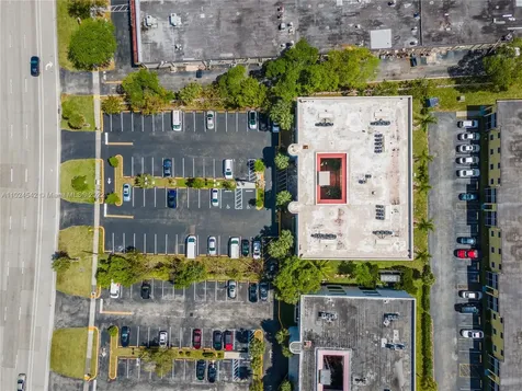 8358 W Oakland Park Boulevard Sunrise FL 33351