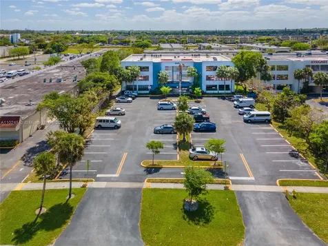 8358 W Oakland Park Boulevard Sunrise FL 33351