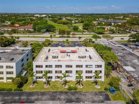 8358 W Oakland Park Boulevard Sunrise FL 33351