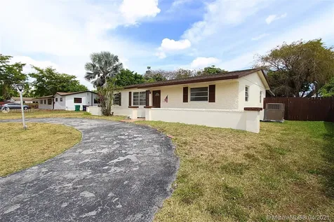 7421 SW 137th Court Miami FL 33183