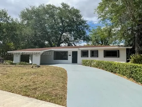 9735 SW 76th Street Miami FL 33173
