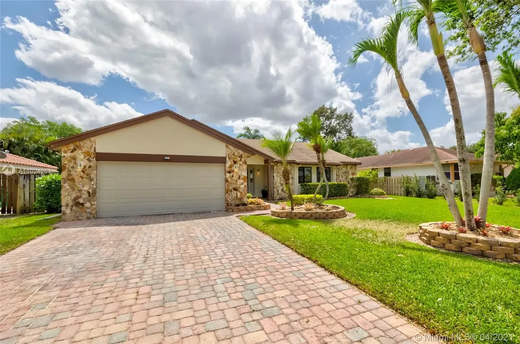 11320 NW 45th Street Coral Springs FL 33065