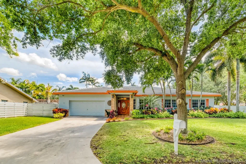 15370 SW 144th Terrace Miami FL 33196