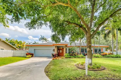 15370 SW 144th Terrace Miami FL 33196