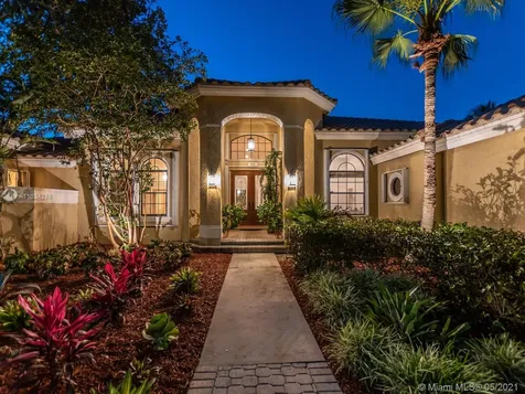 495 Alexandra Circle Weston FL 33326
