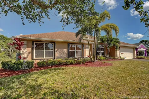 1041 SW John Maccormack Terrace Port St. Lucie FL 34953