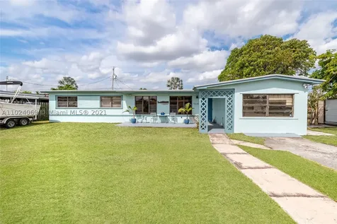 5690 W 12th Court Hialeah FL 33012