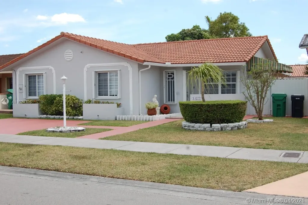 13772 SW 11th Street Miami FL 33184
