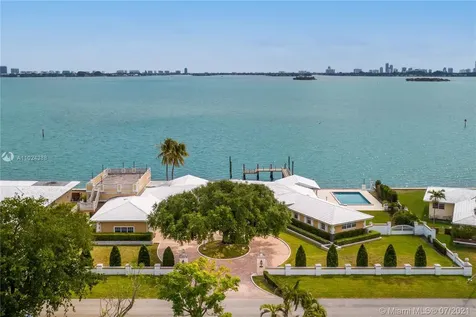 9767 NE 13th Avenue Miami Shores FL 33138