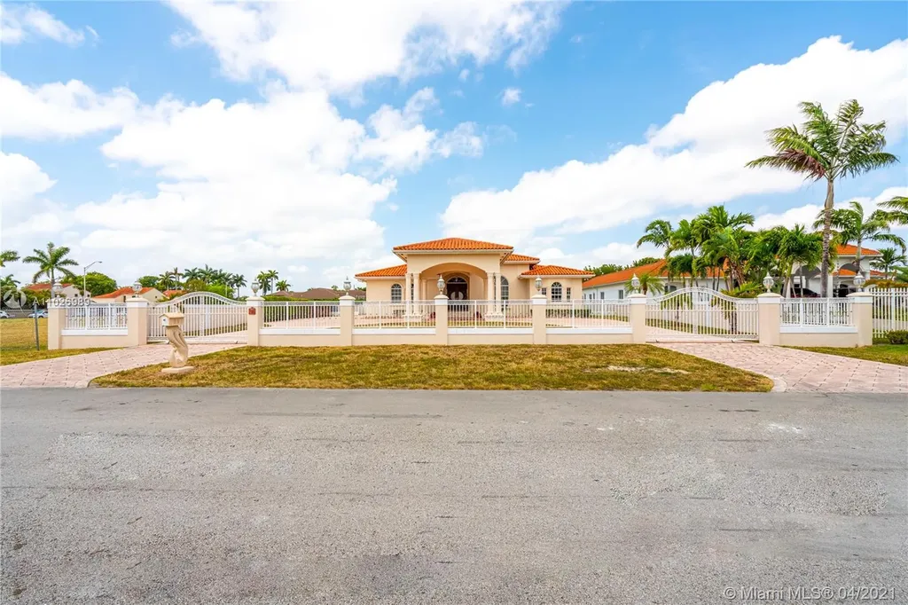 8615 Grand Canal Drive Miami FL 33144