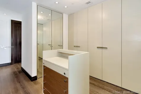 17749 Collins Avenue Sunny Isles Beach FL 33160